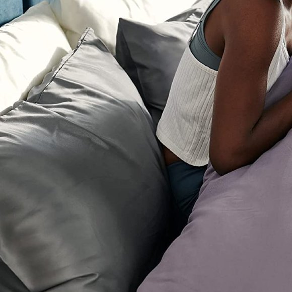 Luxury Satin Pillowcase Set Of 2  Size Pillow Case Dark Gray - Picture 4 of 5